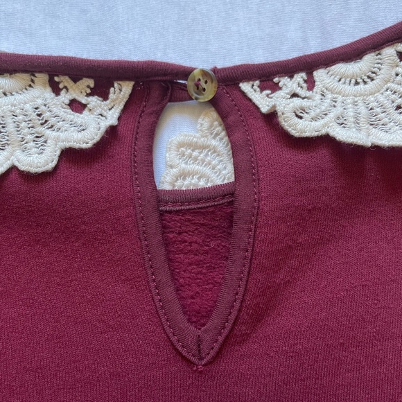 BOGO 🛍️ Urban Outfitters Preppy Fleece Lined Sweatshirt - Picture 5 of 6